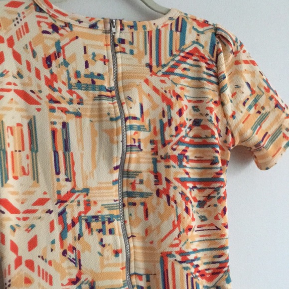 LuLaRoe Amelia Abstract Fit & flare dress XS - Picture 6 of 8